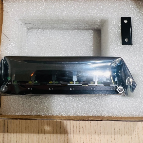 Mini Industrial 5-Port Gigabit Ethernet Switch - Hardened, 10/100/1000Mbps - Picture 11 of 12